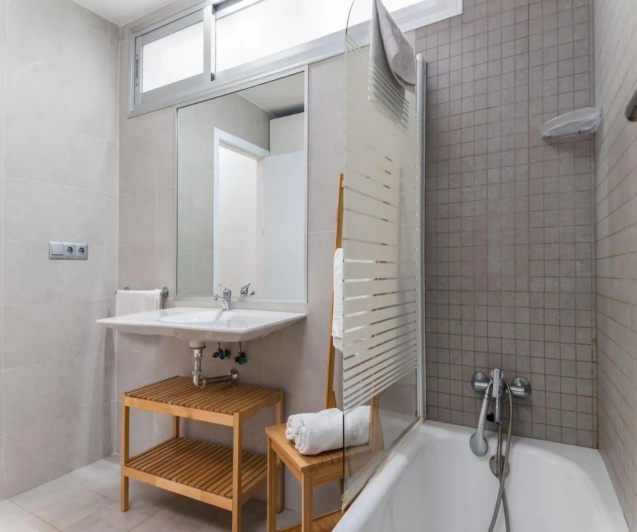 Trinidad Con Parking By Dossan Apartment Malaga